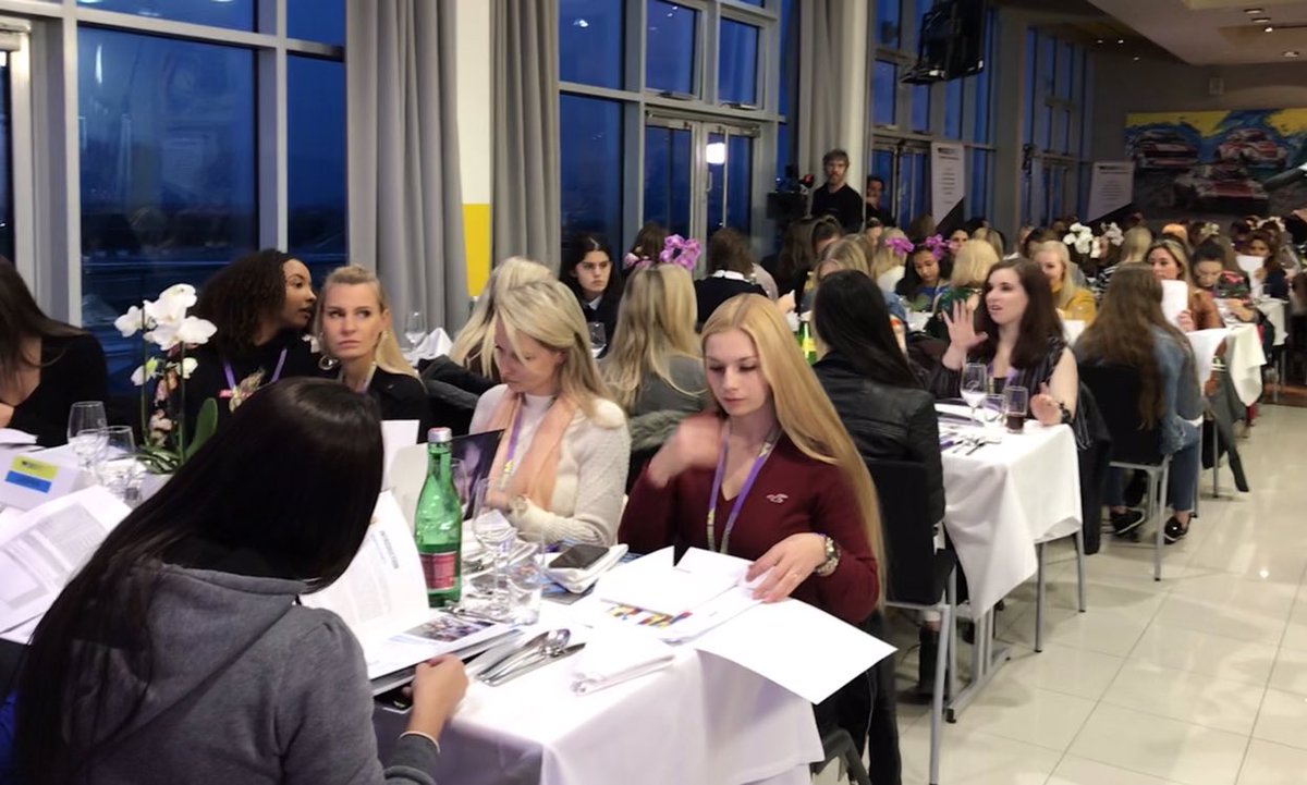 Участницы "Женской формулы" в первый день отбора в Австрии