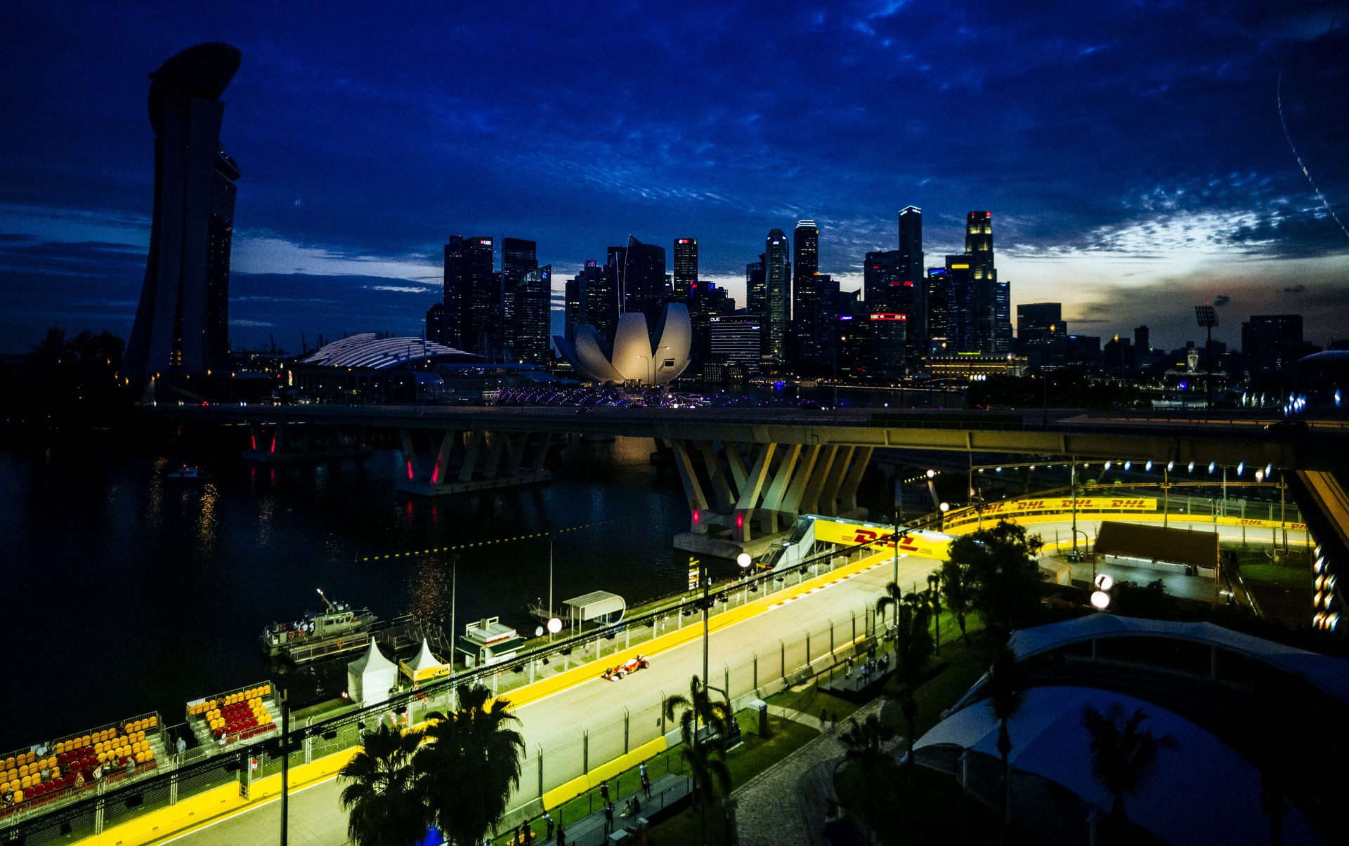 БП Сингапура 2015 года
