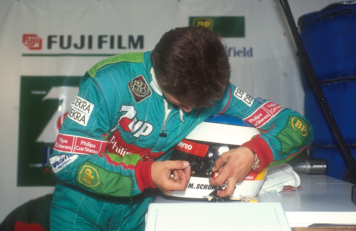Михаэль Шумахер в боксах во время Гран-при Бельгии 1991 года