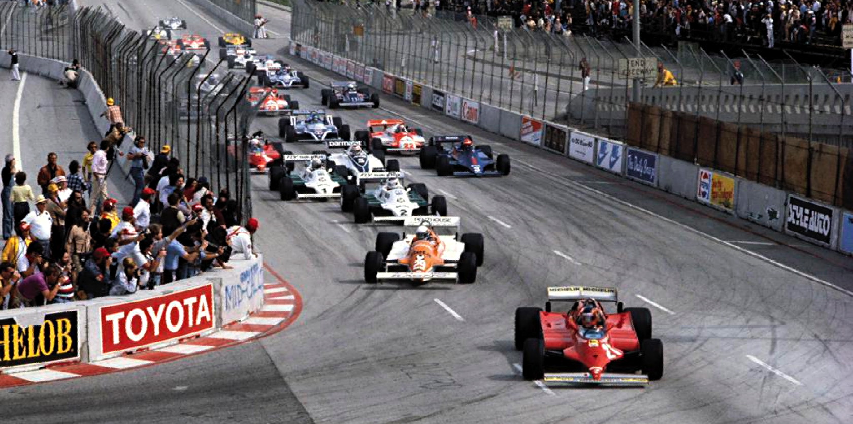 Старт Гран-при Лонг-Бич'81, самой первой гонки Чемпионата мира Ф1