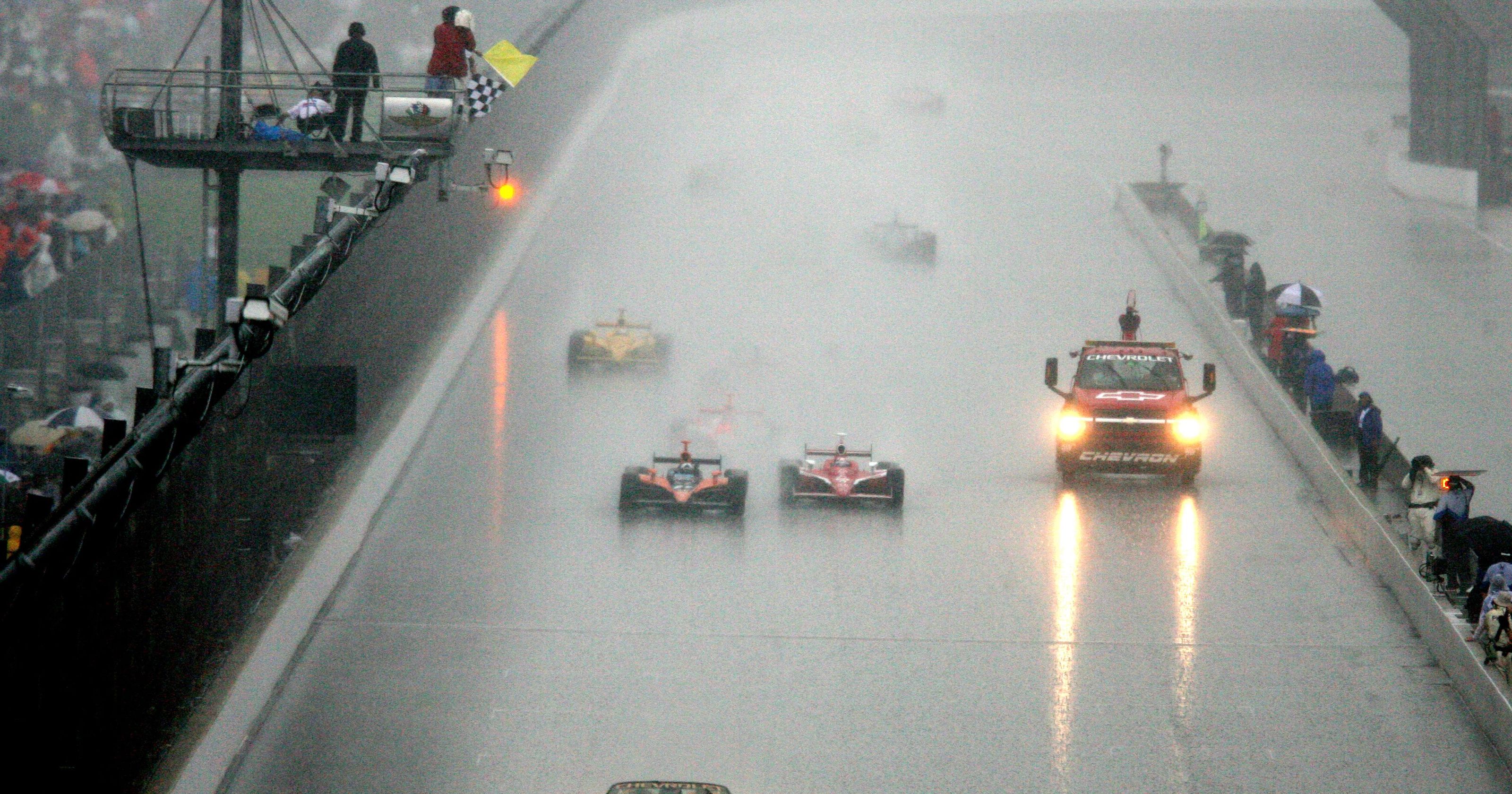 Финиш "Инди-500" 2007 года