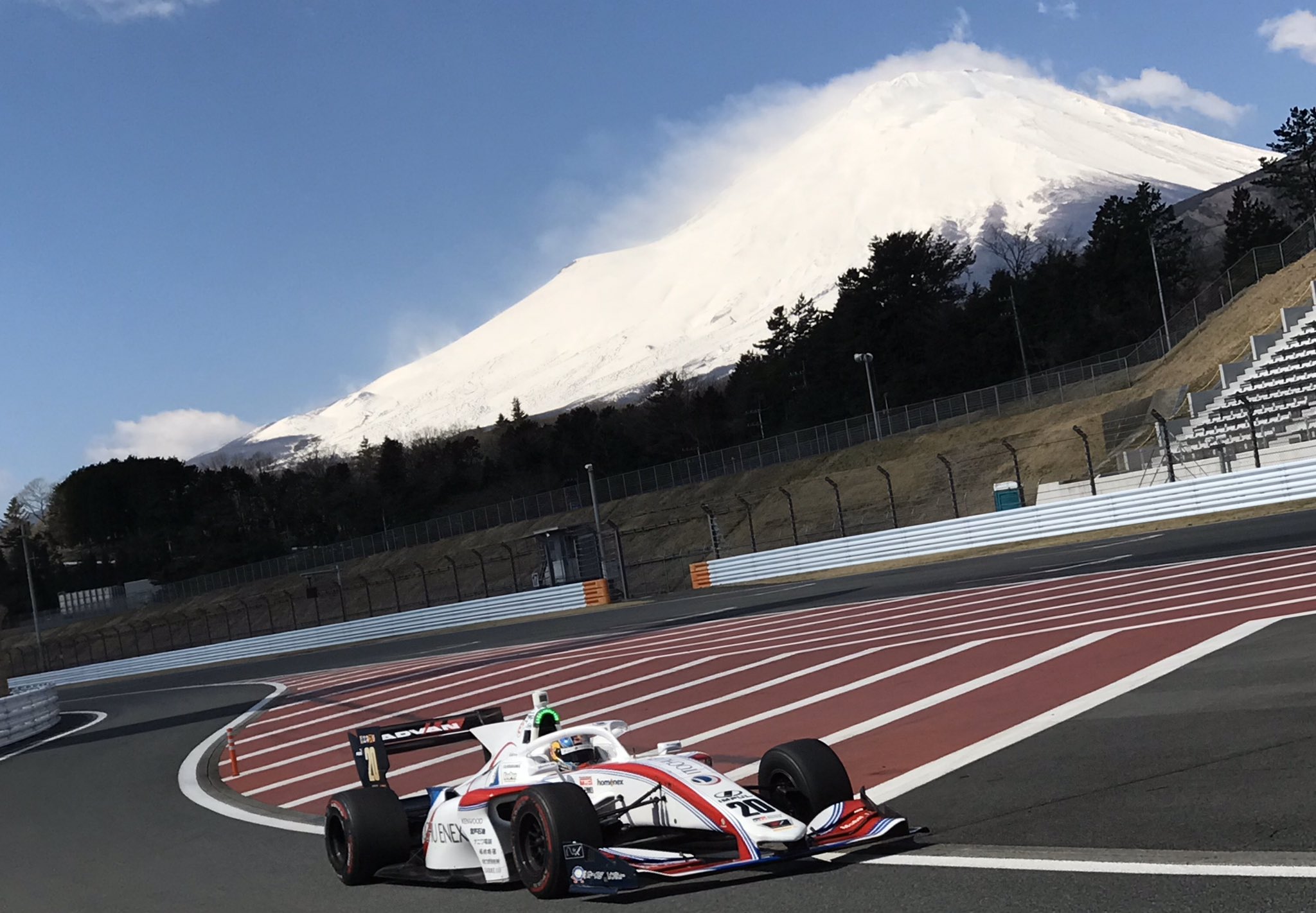 Рио Хиракава на тестах "Супер Формулы" в Фудзи