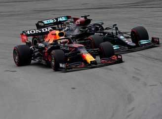 Борьба Верстаппена и Хэмилтона за лидерство в Гран-при Испании